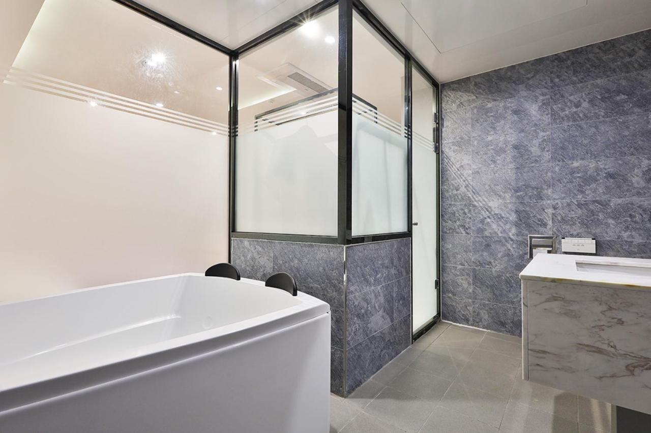 Brown Dot Hotel Jeonggwan Busan Bagian luar foto